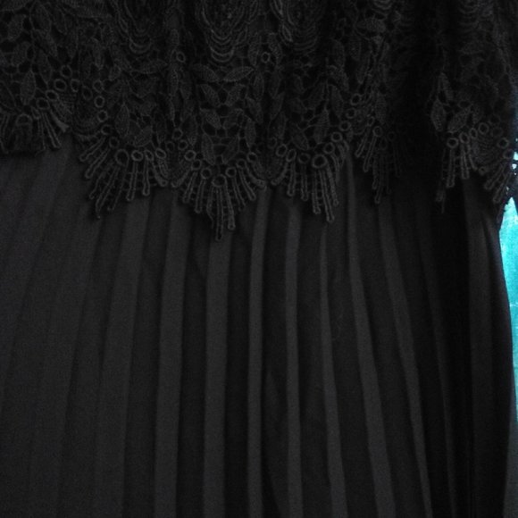 Full length nighty. NWOT - Picture 3 of 3